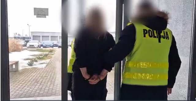 Bartoszyce. Kłótnia między partnerami mogła zakończy się tragicznie. 32-letnia Martyna D. w areszcie