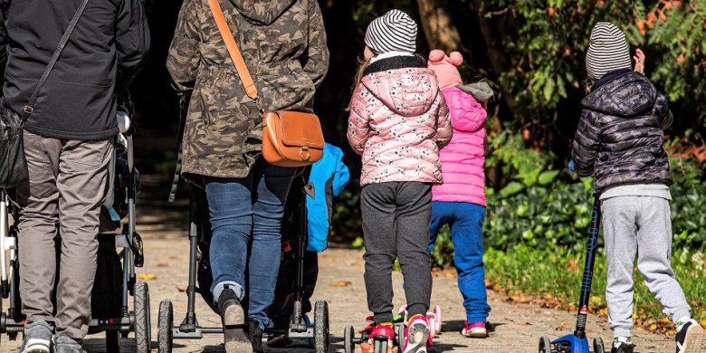 800 plus. Obcokrajowcy pobierają coraz mniej świadczeń