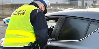 Artykuł: 17 tys. kontroli jednego poranka w regionie. 22 kierowców na podwójnym gazie