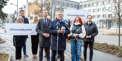 „Bezpieczeństwo mieszkańców Warmii i Mazur zostało przehandlowane”. Politycy KO ostro o wecie programu SAFE