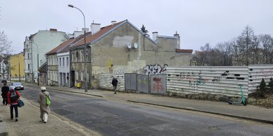 Artykuł: Budują przy starej alei Warszawskiej. Pośród stuletnich kamienic zagości XXI wiek [ZDJĘCIA]