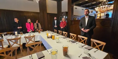 Pączki, obiady i tort za 4,9 tys. zł. Olsztyn wydaje na catering blisko 1 mln zł rocznie