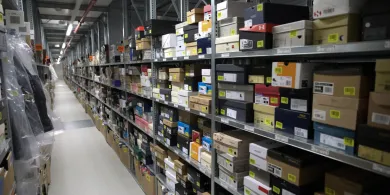 SENT wchodzi do szaf i magazynów. Państwo mówi o walce z szarą strefą, branża widzi kolejną pułapkę dla firm