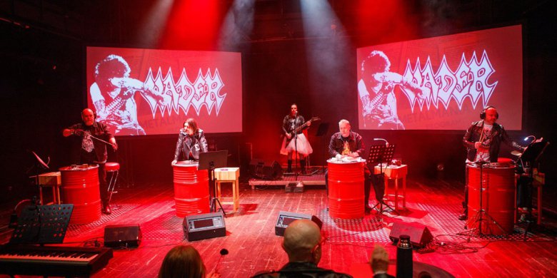 „Vader. Wojna totalna”. Historia death metalowej legendy na deskach teatru Jaracza w Olsztynie