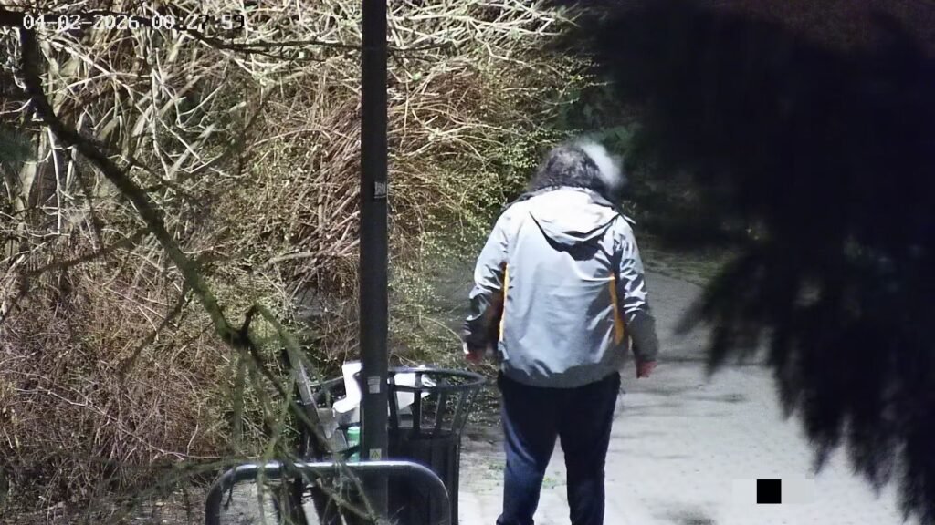 Dwa incydenty jednej nocy w Olsztynie: nóż na starówce i narkotyki w parku. Interweniowały służby