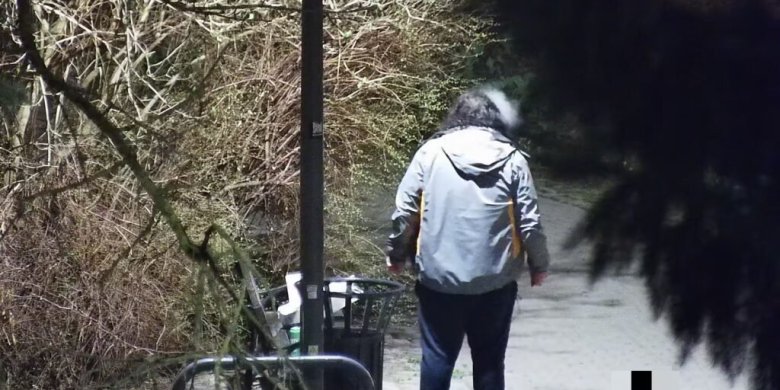 Artykuł: Dwa incydenty jednej nocy w Olsztynie: nóż na starówce i narkotyki w parku. Interweniowały służby