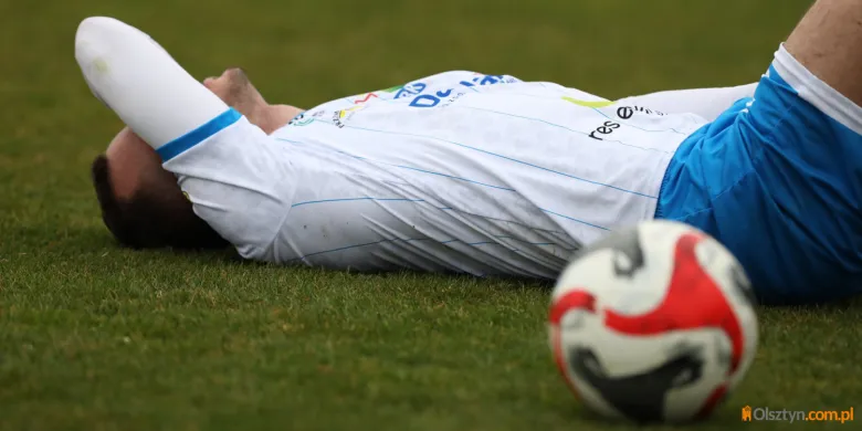 IV liga. To nie tak miało wyglądać. Stomil przegrał mecz na szczycie tabeli [ZDJĘCIA, WIDEO]