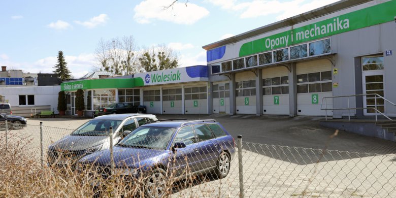 Olsztyn. Naprawiali od lat 80-tych XX wieku. Popularny warsztat kończy działalność