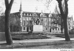 Historia Placu Bema w Olsztynie. Od wizytówki miasta do ronda