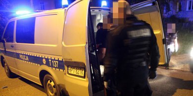 Artykuł: Bartoszyce: 2,7 promila u agresywnej 32-latki z dzieckiem pod opieką i pijany mąż