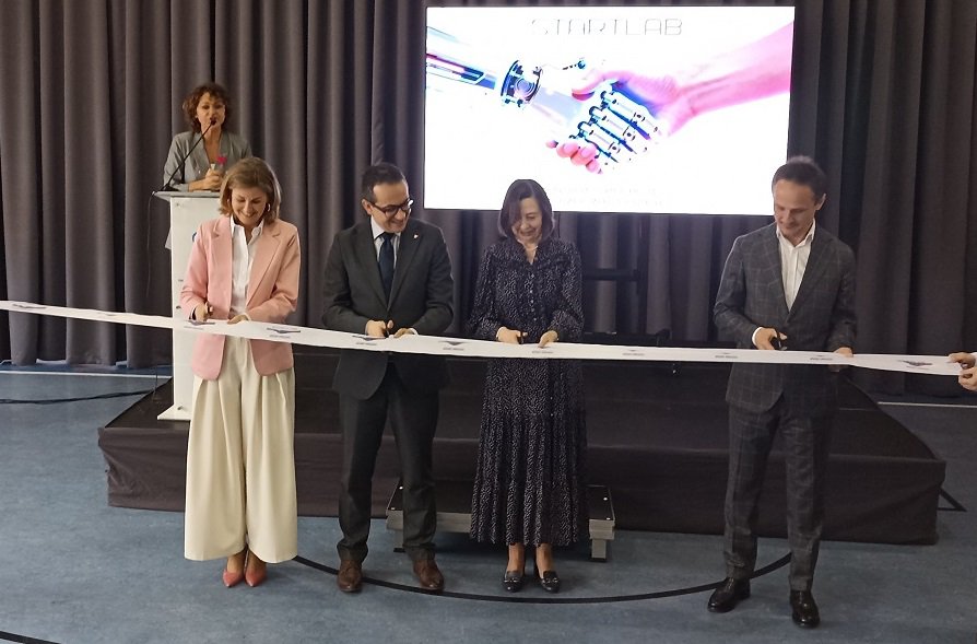 Technologie ułatwią wybór ścieżki zawodowej. W Olsztynie otwarto pierwsze takie centrum w Polsce