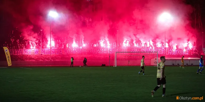 Stomil pewnie wygrał w Mrągowie na otwarciu nowego stadionu [ZDJĘCIA]