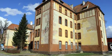 Osiedle Podleśna. PKP oferują deweloperom zabytkowe koszary za torami [ZDJĘCIA]