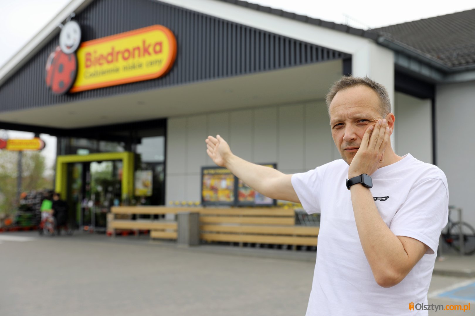Olsztyn. Robił zakupy w Biedronce na os. Generałów - posądzono go o kradzież. "Naruszono moje dobre imię"