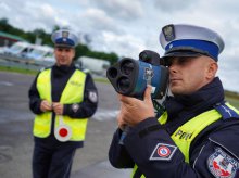 Olsztyn: gaz do dechy i 3 miesiące bez prawa jazdy. 105 km/h na al. Warszawskiej