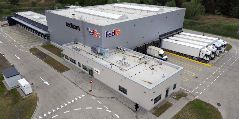 Kurierzy, sortownia i tysiące paczek. Tak działa nowe centrum logistyczne znanej firmy w Olsztynie [ZDJĘCIA]
