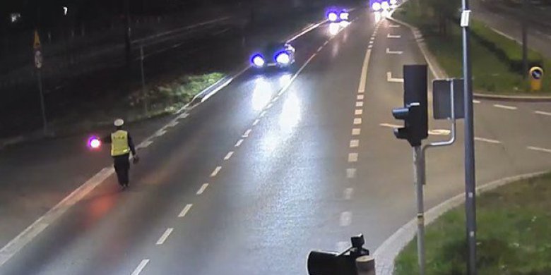 106 km/h na al. Sikorskiego i... trzymiesięczna przerwa od prawa jazdy. Kierowca Audi ukarany [WIDEO]