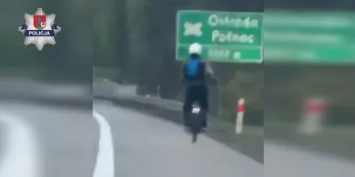 Ostróda. Bezmyślny użytkownik monocykla elektrycznego. Jechał po S7, do tego  pod wpływem alkoholu... [WIDEO]