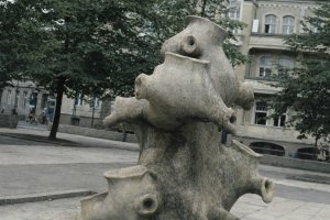 Polski konsulat, kultowy pub i „maszkara”. Historia jednego z najciekawszych placów Olsztyna
