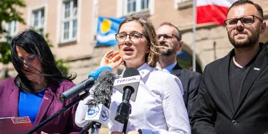 Kampania wyborcza już trwa w najlepsze. Magdalena Biejat (Lewica) z wizytą w Olsztynie [ZDJĘCIA]
