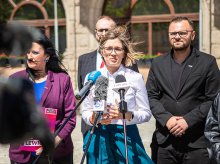 Kampania wyborcza już trwa w najlepsze. Magdalena Biejat (Lewica) z wizytą w Olsztynie [ZDJĘCIA]