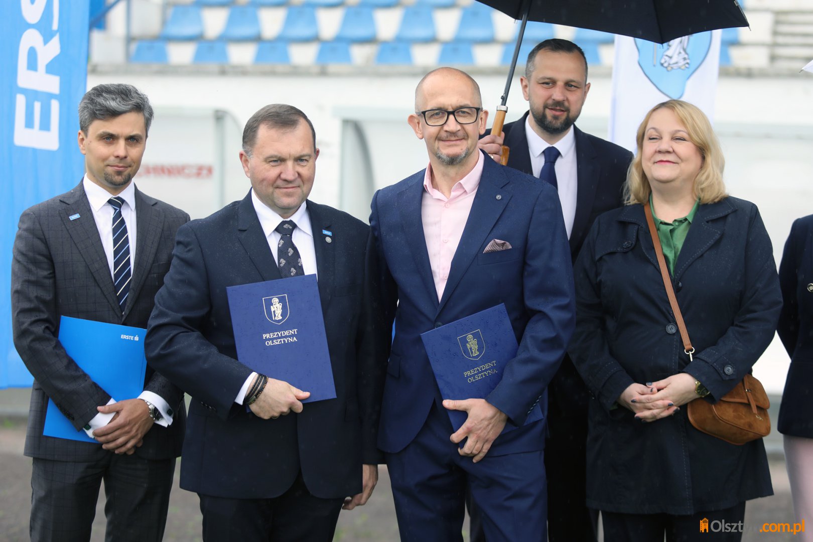 Stało się! „Długie, owocne małżeństwo” przypieczętowane. Olsztyn podpisał umowę na finansowanie stadionu