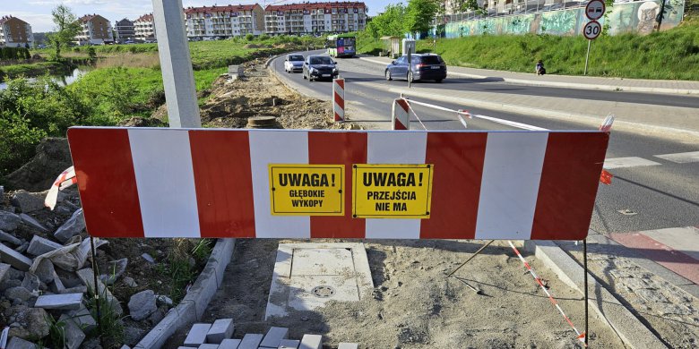 Rozpoczęła się inwestycja za ponad 1,3 mln zł na ul. Bartąskiej. „Czasowe niedogodności przełożą się na trwałą poprawę bezpieczeństwa”