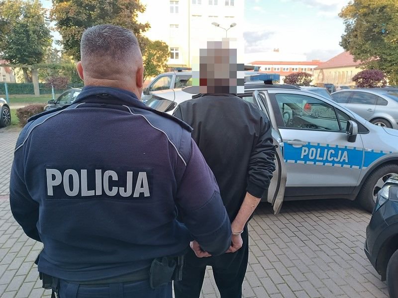 32-latek miał nękać młodą kobietę i wysłać jej rodzinie paczkę z informacją o bombie. Nieoficjalnie: ofiarą była znana sportsmenka