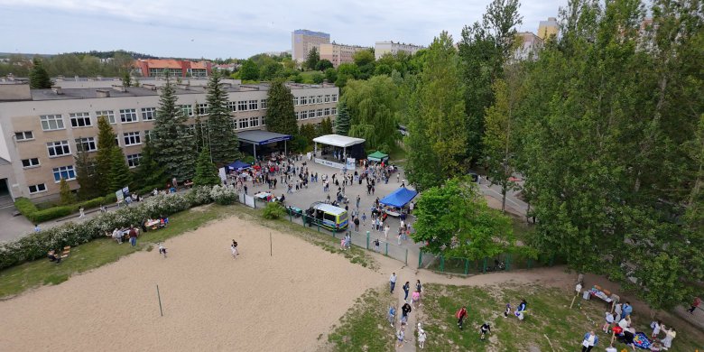 67 laureatów i mnóstwo atrakcji. Rodzinny „Piknik z budzącą się szkołą i Radą Osiedla Nagórki” za nami [ZDJĘCIA, WIDEO]
