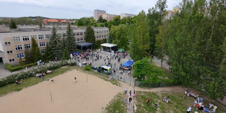67 laureatów i mnóstwo atrakcji. Rodzinny „Piknik z budzącą się szkołą i Radą Osiedla Nagórki” za nami [ZDJĘCIA, WIDEO]