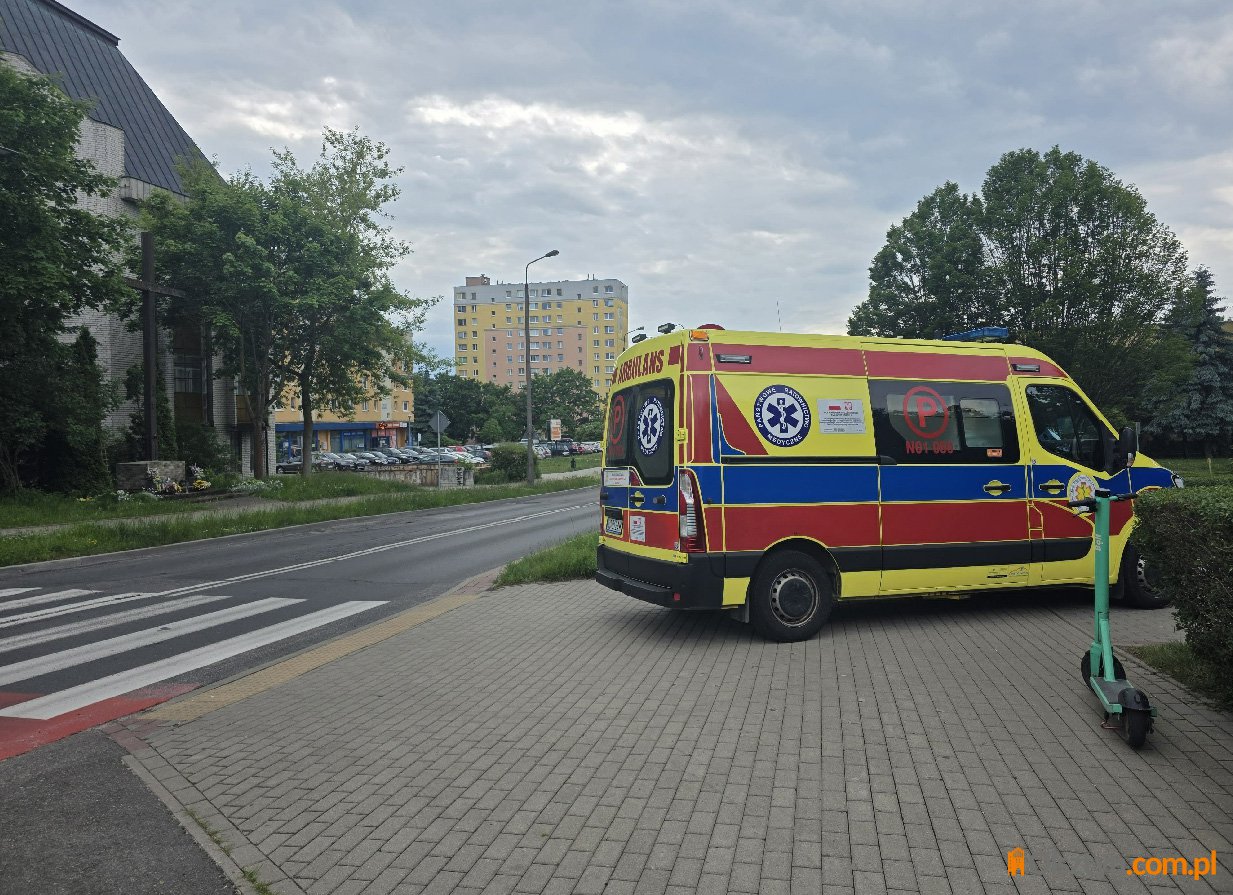 Nagórki. Młodzieniec na hulajnodze zderzył się z busem