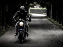 Olsztyn na dwóch kołach: jaki motocykl turystyczny wybrać na dalsze wyjazdy