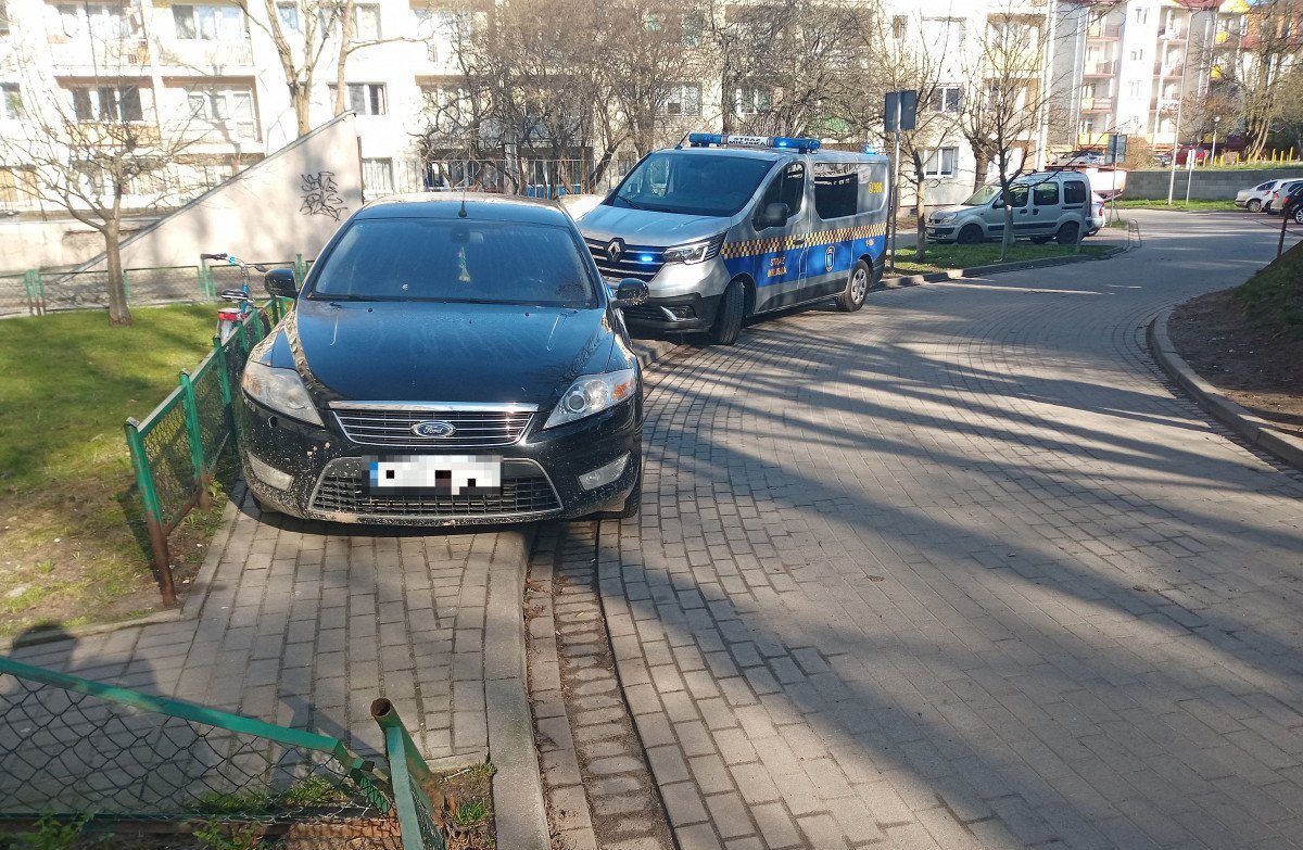 Olsztyn: 1605 blokad na koła w pięć miesięcy. Mimo regularnych kontroli, kierowcy wciąż łamią przepisy