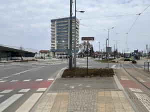 Plac Konstytucji 3 Maja. Historia miejsca, które zna każdy