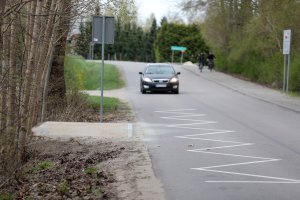 „Dzieci stoją w rowie”. Po głośnym nagraniu przystanek w Brąswałdzie przeszedł zmiany. Komu przypisać sukces?