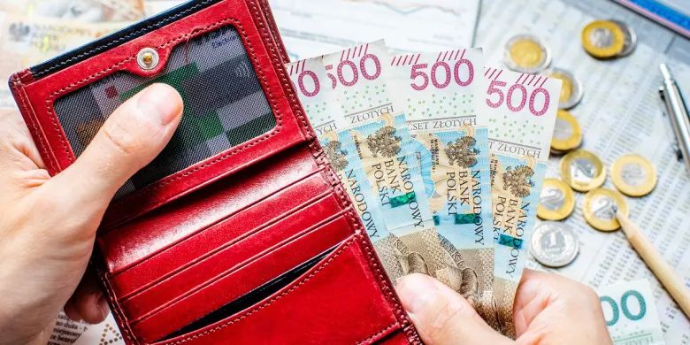 KRD: Statystyczny dłużnik zalega ze spłatą prawie 3 lata. Średni dług wynosi ponad 21 tys. zł