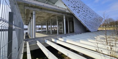 Artykuł: Giżycko chce zmienić ruinę w Mazurskie Centrum Wody. Oferuje 8 mln zł
