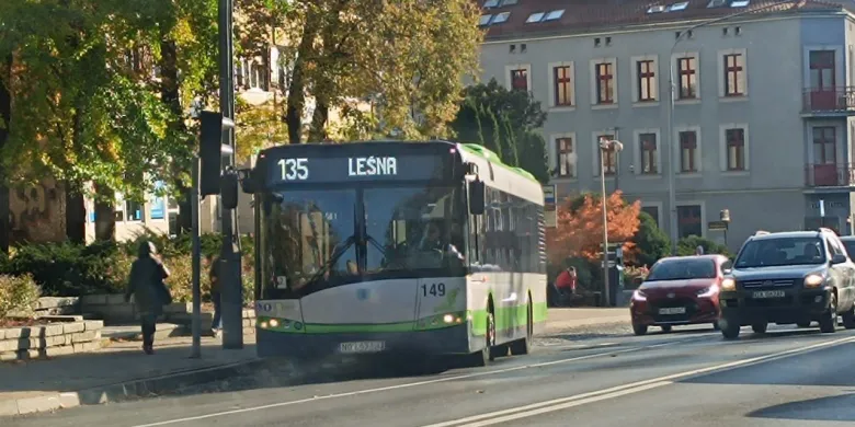 Olsztyn dołoży miliony do komunikacji miejskiej. Co z cenami biletów?