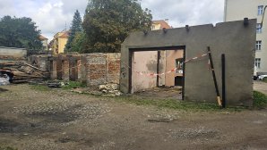 Olsztyn. "Porządki" w Śródmieściu nabierają tempa. Miasto wyda ponad 150 tys. zł na rozbiórki