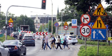 Artykuł: Ruszył remont kluczowej przeprawy na Zatorzu. Poranne korki oraz zmiany dla pieszych i autobusów  [ZDJĘCIA, WIDEO]