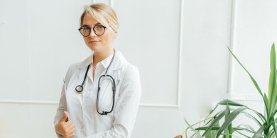 Artykuł: Jak wygląda kwalifikacja do terapii konopnej?