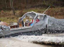 Nie awaria maszyny, a błąd w powietrzu. Jest raport komisji lotniczej po tragedii awionetki pod Olsztynem [WIDEO]