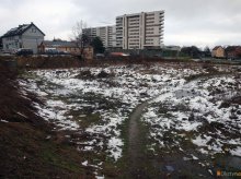 Sprzedaż lokali „wkrótce”, budowy wciąż nie widać. Co się dzieje z inwestycją przy ul. Cichej? [ZDJĘCIA]