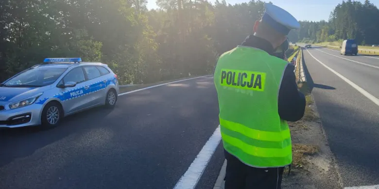 Przez gminę Barczewo pędził jak po autostradzie. 41-latek szybko pożegnał się z prawem jazdy