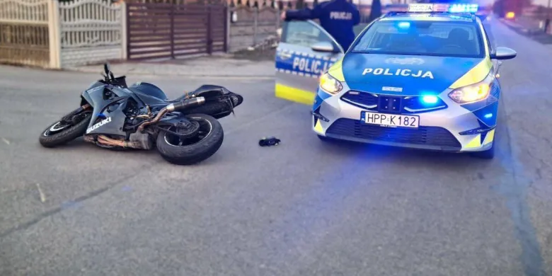Jechał zygzakiem i liczył, że „jakoś to będzie”. 73-letniego motocyklistę zauważył policjant po służbie