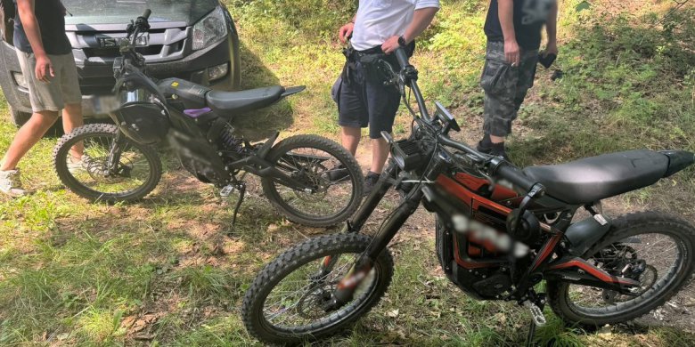 Artykuł: Gm. Gietrzwałd. 14-latkowie bez uprawnień kierowali motorowerami. Rodzice dostali mandaty, sprawa trafi do sądu