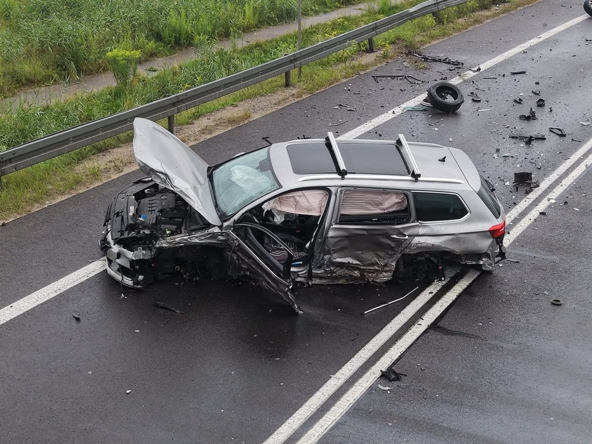 Niepokojący bilans weekendu. Pijani kierowcy, wypadek i ponad 40 kolizji na drogach powiatu olsztyńskiego