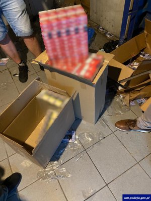 Służby z Warmii i Mazur przejęły ogromną partię e-papierosów. Budżet państwa stracił ponad 3 mln zł