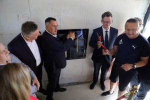 Pierwszy etap budowy Centrum Sportu i Zdrowia w Olsztynku zakończony. „Marzenie nabiera kształtu” [ZDJĘCIA]
