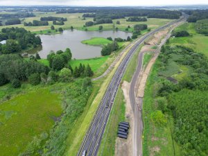 S16 zmieni podróż na Mazury? Prace na trasie Barczewo-Biskupiec trwają, kolejny etap z ważną decyzją [ZDJĘCIA]